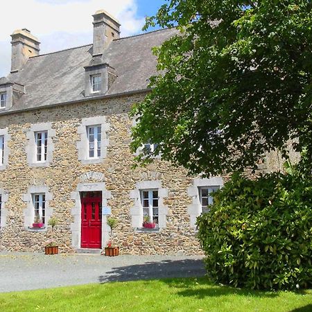 Le Clos Des Tilleuls D Day Home, Chambres D'Hotes, Suite Avec Sauna Privatif, Suite Avec Balneotherapie Privative, En Supplement Option Spa Bain A Remous La Vendelée Exterior foto