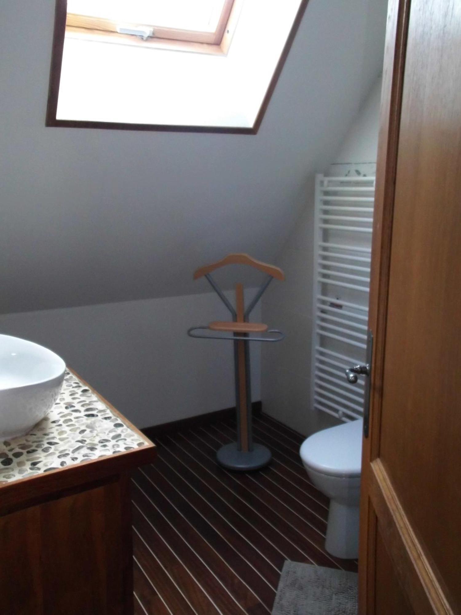Le Clos Des Tilleuls D Day Home, Chambres D'Hotes, Suite Avec Sauna Privatif, Suite Avec Balneotherapie Privative, En Supplement Option Spa Bain A Remous La Vendelée Cameră foto
