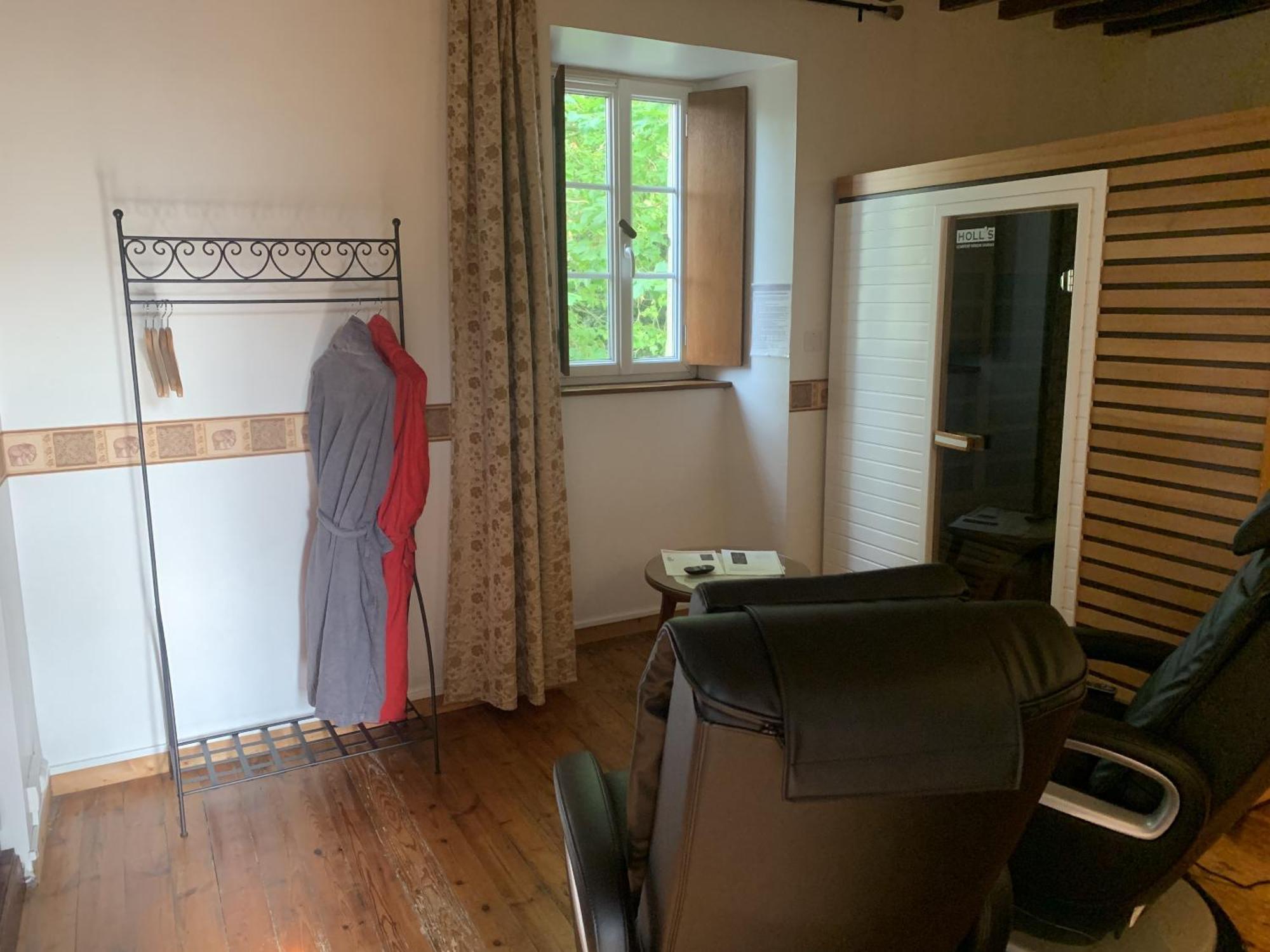 Le Clos Des Tilleuls D Day Home, Chambres D'Hotes, Suite Avec Sauna Privatif, Suite Avec Balneotherapie Privative, En Supplement Option Spa Bain A Remous La Vendelée Cameră foto